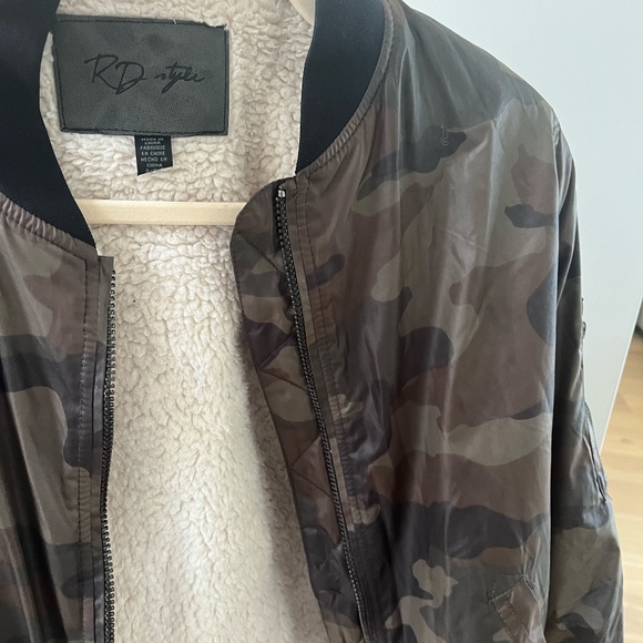 short Bomber Jacket Medium Weight - Picture 2 of 4